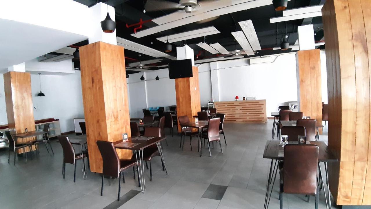 Xtra Hotel Bengkulu Exterior foto
